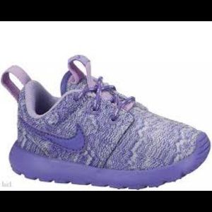 Little Girls Nike Roshe Run GS “Purple Haze”